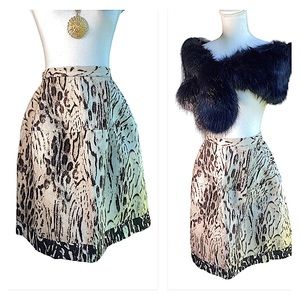 Carolina Herrera Beige Leopard Pattern Jacquard Skirt. B22